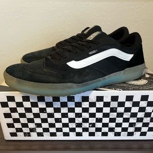 Vans Ave Pro Black/White Men’s Size 11.5